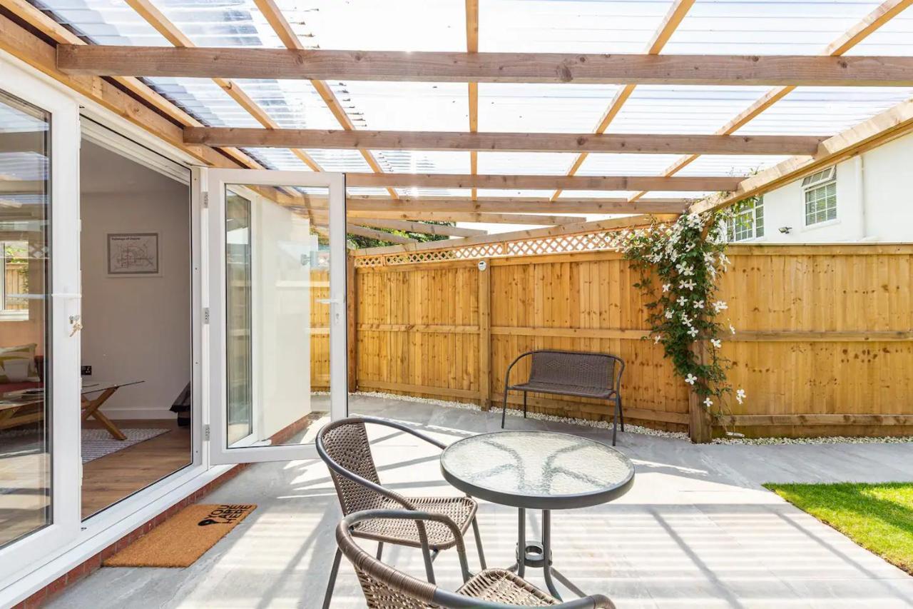 Charming Chester Studio With Private Garden & Free Parking Exteriör bild